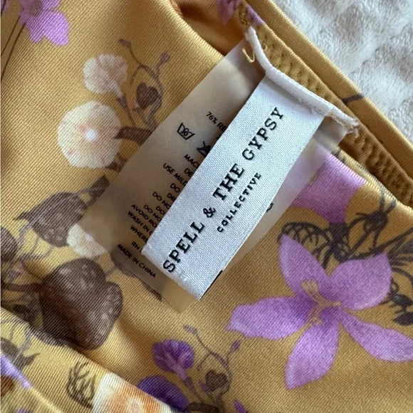 Spell & The Gypsy Collective Wild Bloom 7/8 Leggings size S - Picture 4 of 8